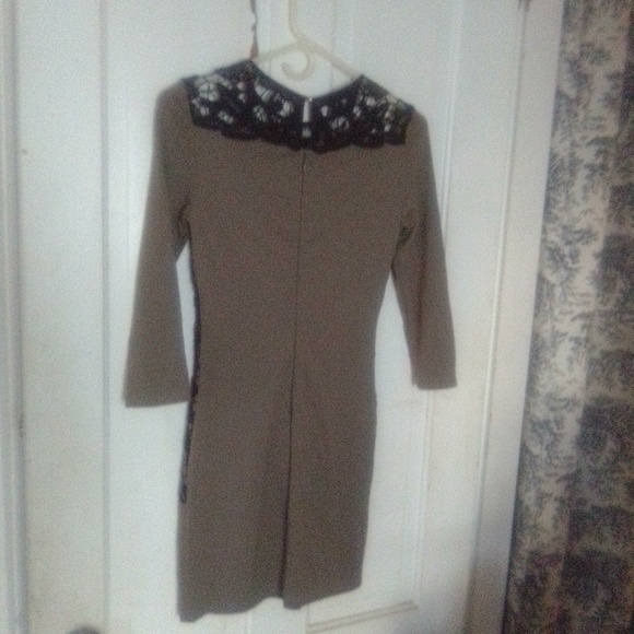 bebe size extra small Kaki and lace dress elegant cocktail with cotton Lycra. - Picture 4 of 4